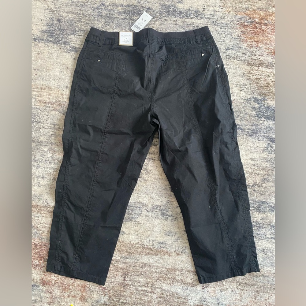 Chico's Black Capris with Button Detail - Picture 5 of 6